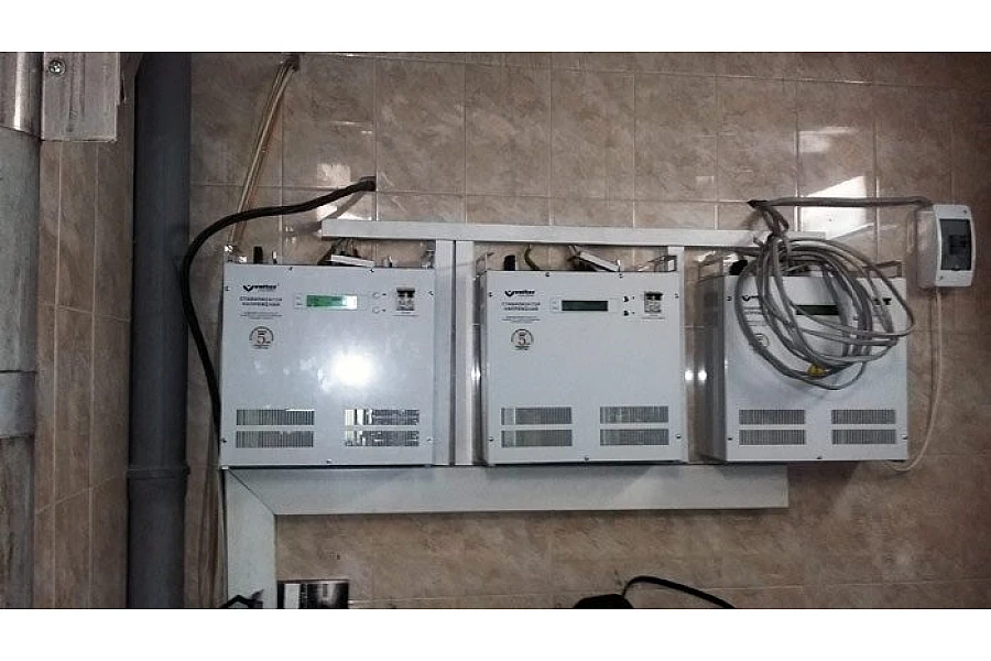 Стабілізатор напруги 66 кВт Елєктромір Volter СНПТО-22 птш