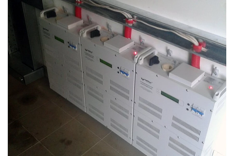Стабілізатори напруги 80 кВт Елєктромір VOLTER СНПТО-27пт 3 шт.