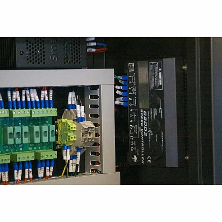 Дизельний генератор HYUNDAI DHY 35KSE - фото 7