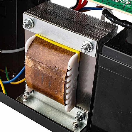Источник бесперебойного питания LogicPower LP U650VA - фото 7