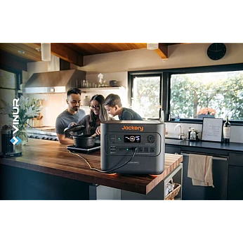 Як організувати резервне електроживлення для будинку за допомогою портативної зарядної станції